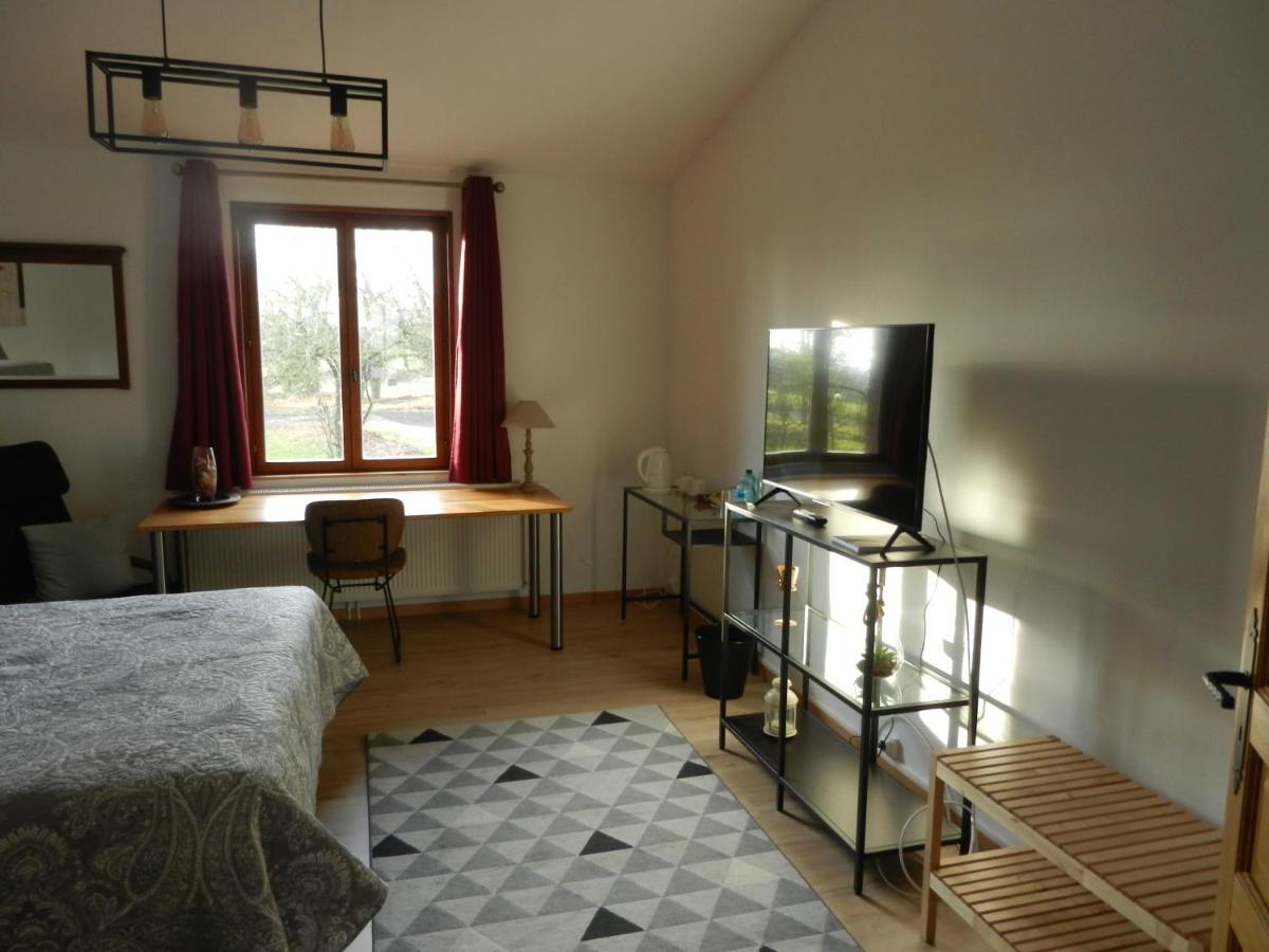 Hotel Les Charmilles De Mormal Landrecies Ngoại thất bức ảnh